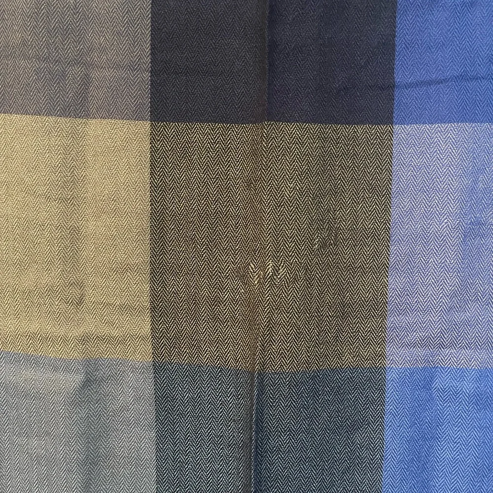Banana Republic Elegant Blue & Gray Wool Scarf